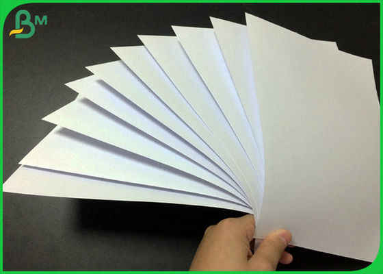 Papier non revêtu sans bois 140g 160g 180g Pour la fabrication de couvertures de livres A0 A1