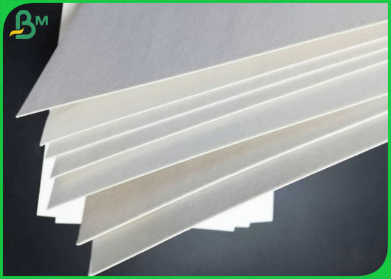 0.6mm Plaque blanche de blanchiment de l'eau absorption d'humidité comme matériau de sous-sol
