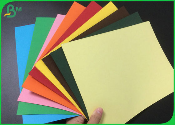 150 gr 180 gr 200 gr Feuille de carton de couleur rose vert pour l'impression