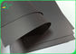 Bon panneau de papier d'emballage de noir de la rigidité 300gsm pour des sacs en papier