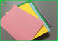 Feuille colorée jaune verte de papier vergé de rose 200gsm 230gsm pour l'impression normale