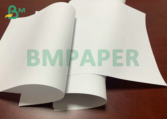 Papier de haute qualité des textes 60gsm de la blancheur 787mm pour l'impression du livre CMYK